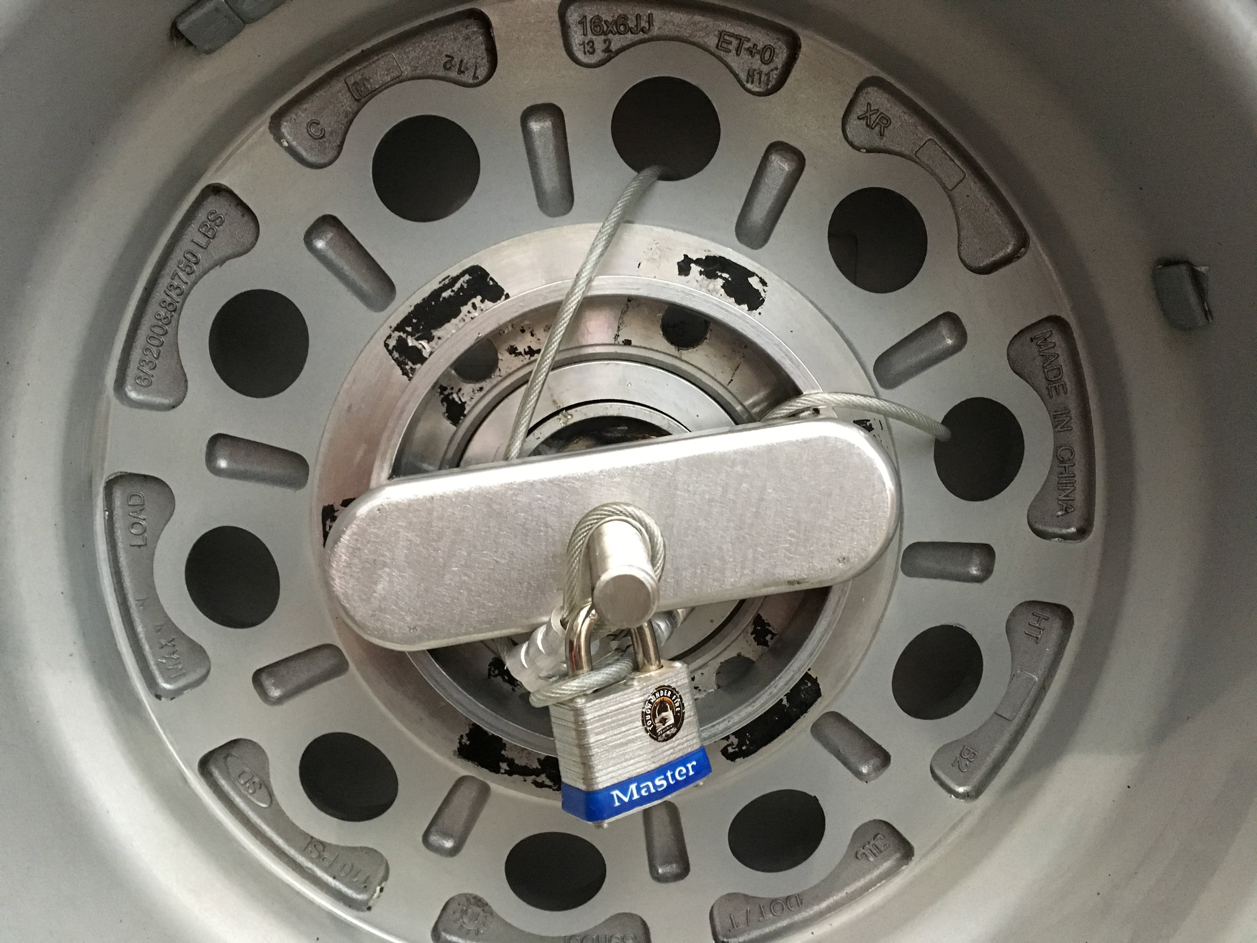 How To: Spare tire and wheel lock - Ollie Modifications - Oliver Owner  Forums