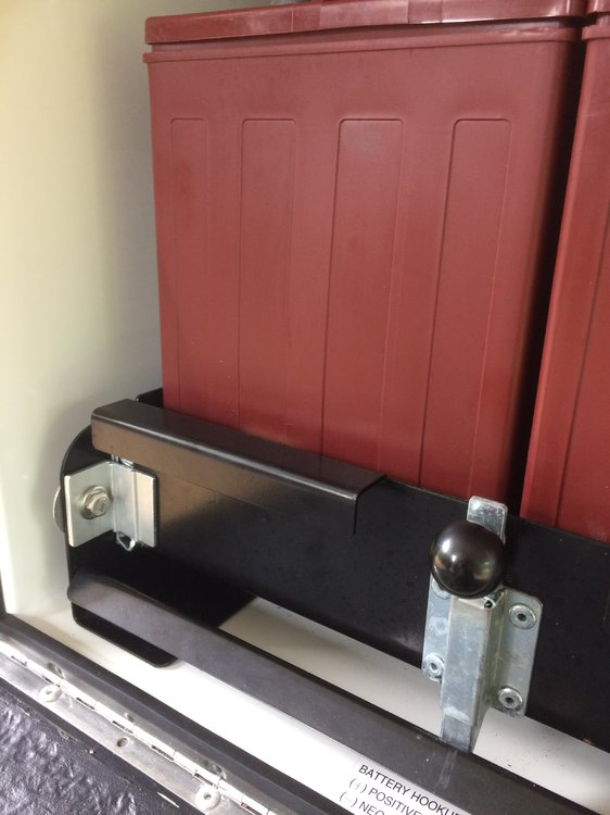 Battery-Rack-security-mod-1.thumb.jpg.ec3710096f8c2a6ad02d250f6d1fce74.jpg