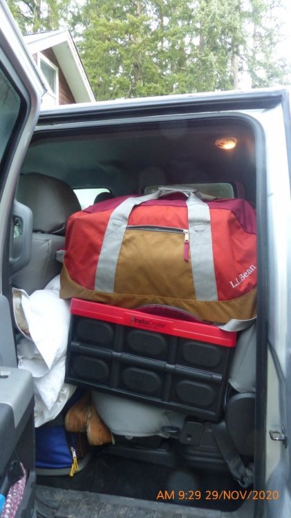 Home to Hohwnwald back seat 2.jpg