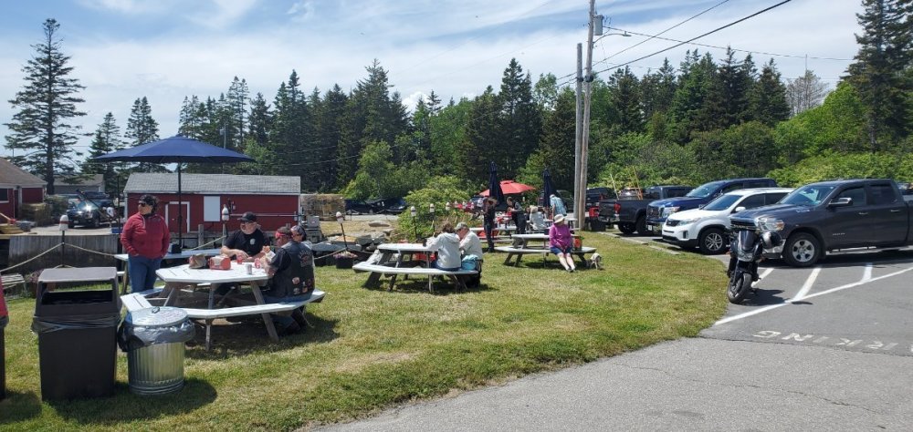McLoom's Lobster Shack Picnic Area.jpg