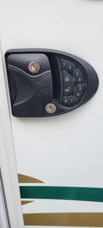 Ollie keypad 20230812_142042.jpg