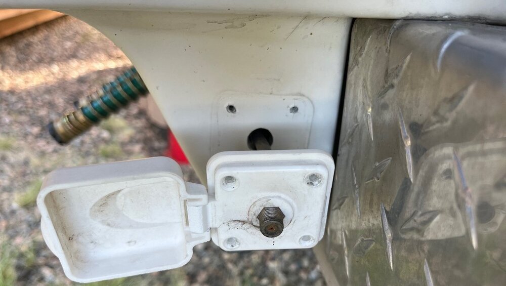 Cable TV rear port.jpg