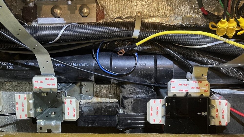 Victron MP2 Base0.jpg