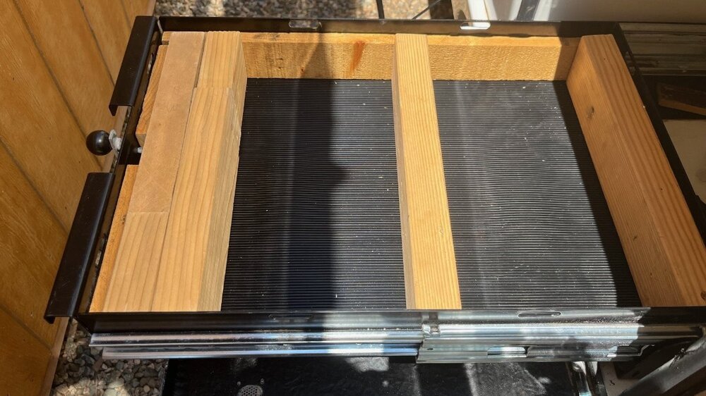 Battery Tray Layout.jpg