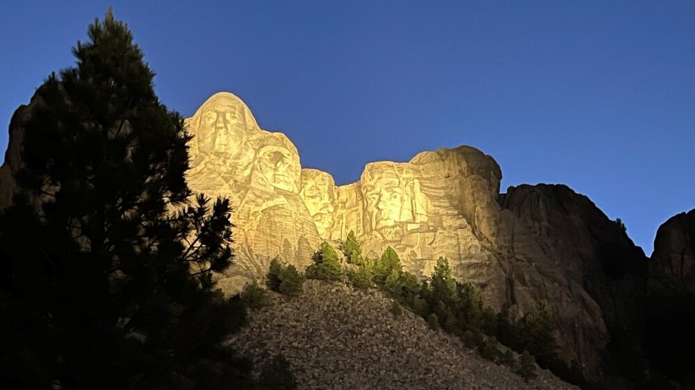 Mt Rushmore at Night.jpg