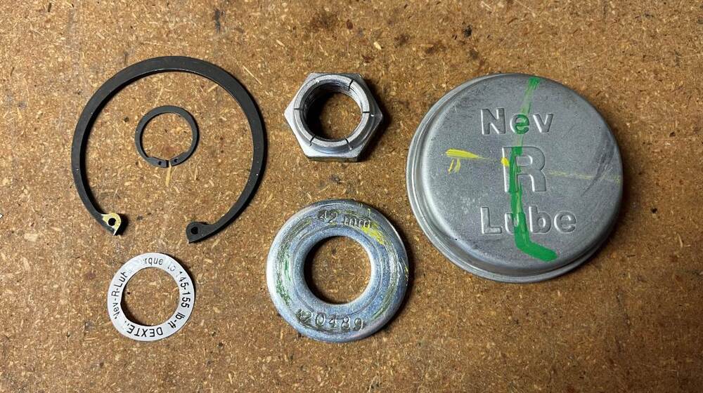 Dexter Nev-R Lube Bearing Parts.jpg